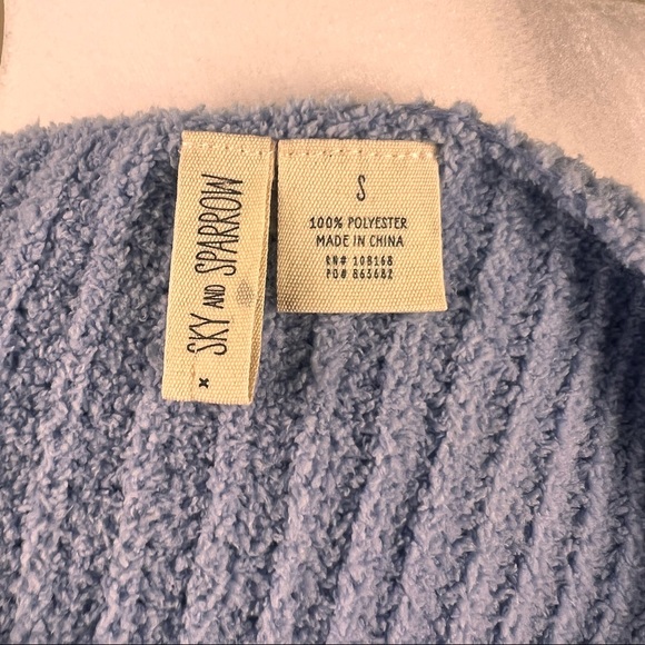 Sky and Sparrow Cropped Chenille Sweater - Picture 7 of 8